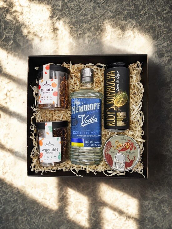 "3 vīri laivā" dāvanu komplekts